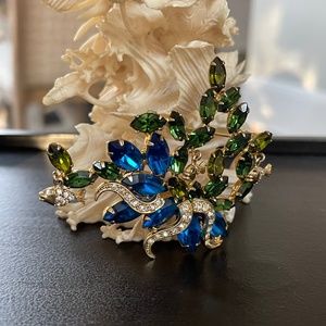 Vintage House of Rodel Brooch